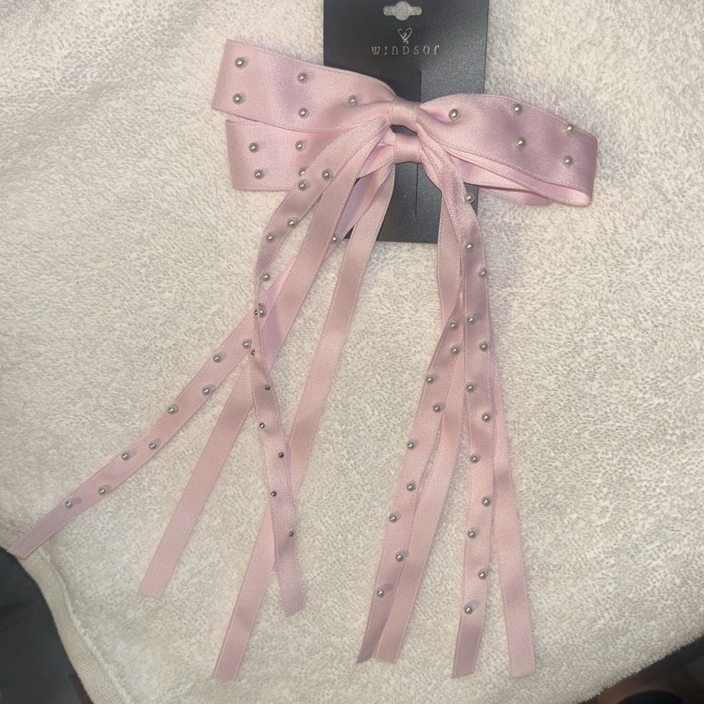 Pink bows🎀 - Picture 2 of 4